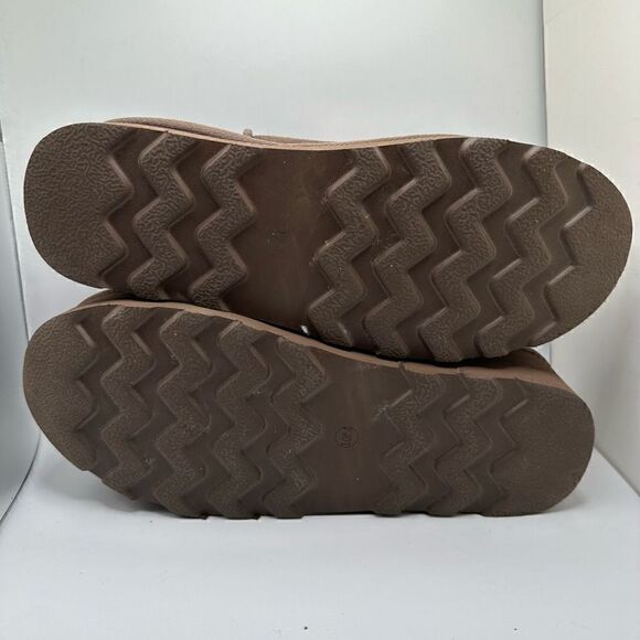 CUSHIONAIRE Women's Genuine Suede Cozy Mule Platform +Memory Foam 10 TAUPE - Picture 5 of 7